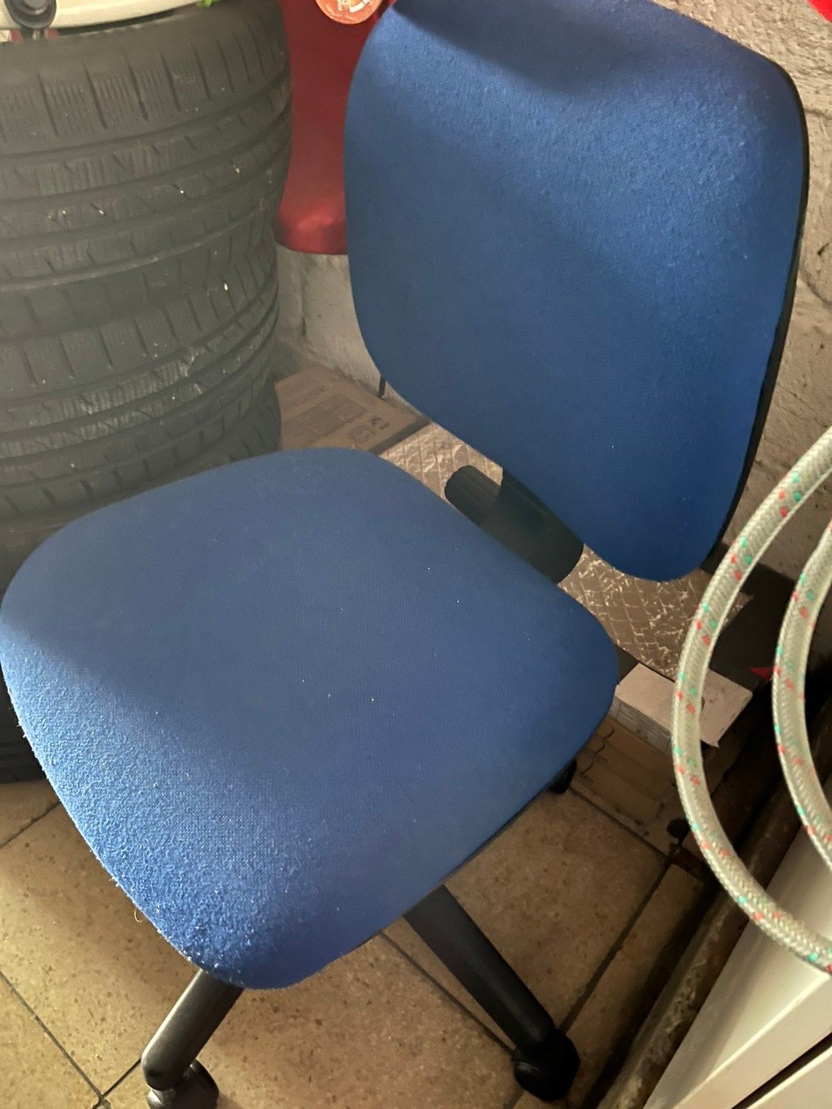Gratis blauw bureaustoel, Enlèvement, Comme neuf