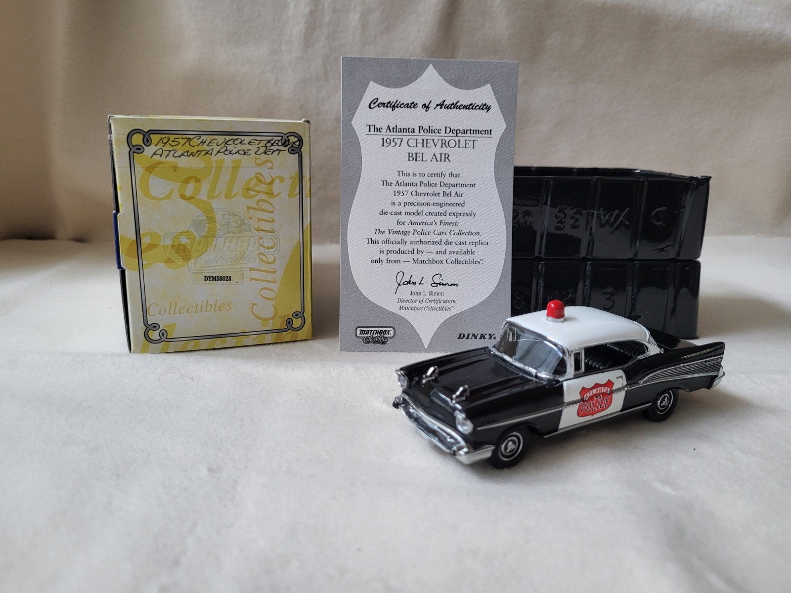 Boîte d'allumettes Dinky DYM38023 1957 Chevrolet Bel Air, Hobby & Loisirs créatifs, Voitures miniatures | 1:43, Enlèvement ou Envoi