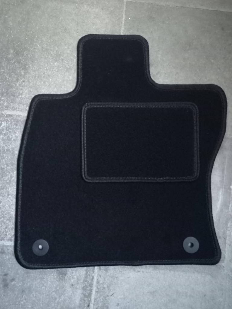 Nouveau tapis de sol NOIR conducteur Octavia 4, Enlèvement ou Envoi, Neuf