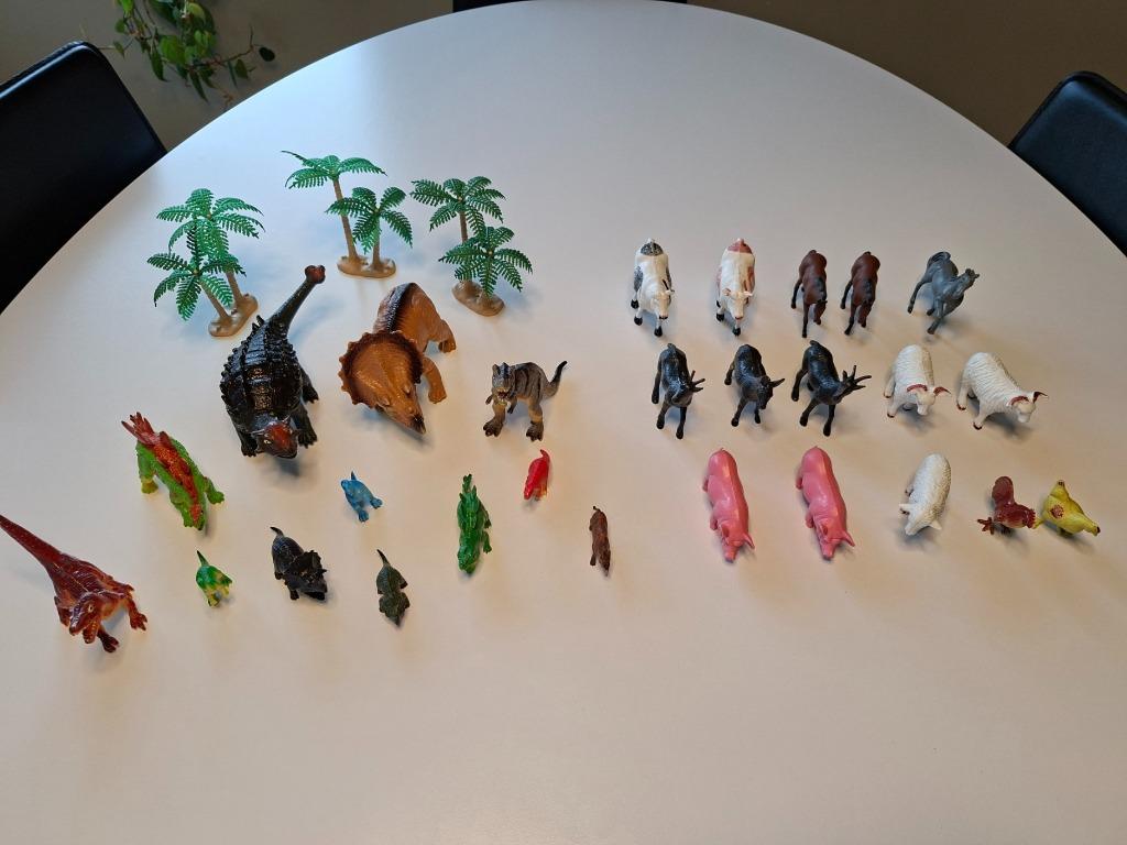 Dinosauriërs en boerderijdieren, Ophalen, Zo goed als nieuw