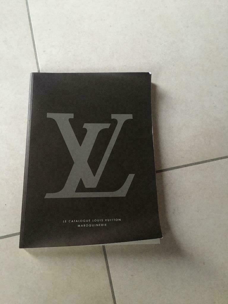 Catalogue Louis Vuitton, Boeken, Ophalen of Verzenden, Gelezen, Overige onderwerpen
