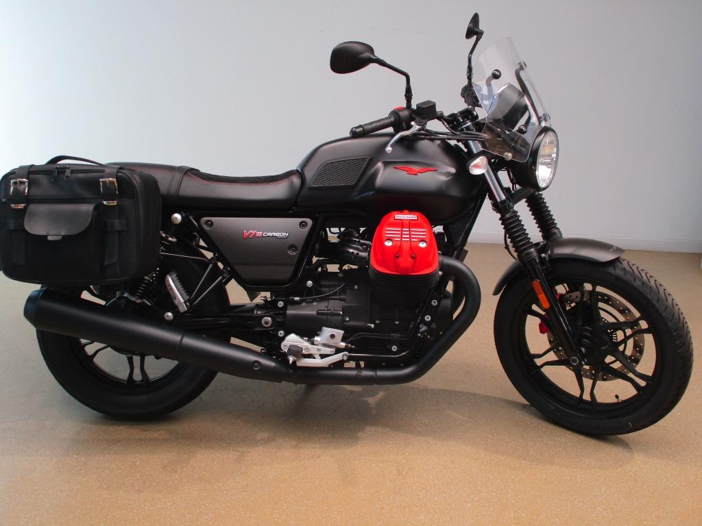 Moto Guzzi V7 Carbon - Limited Edition - 12 maanden garantie, Motos, Motos | Moto Guzzi, Entreprise, Plus de 35 kW, 2 cylindres
