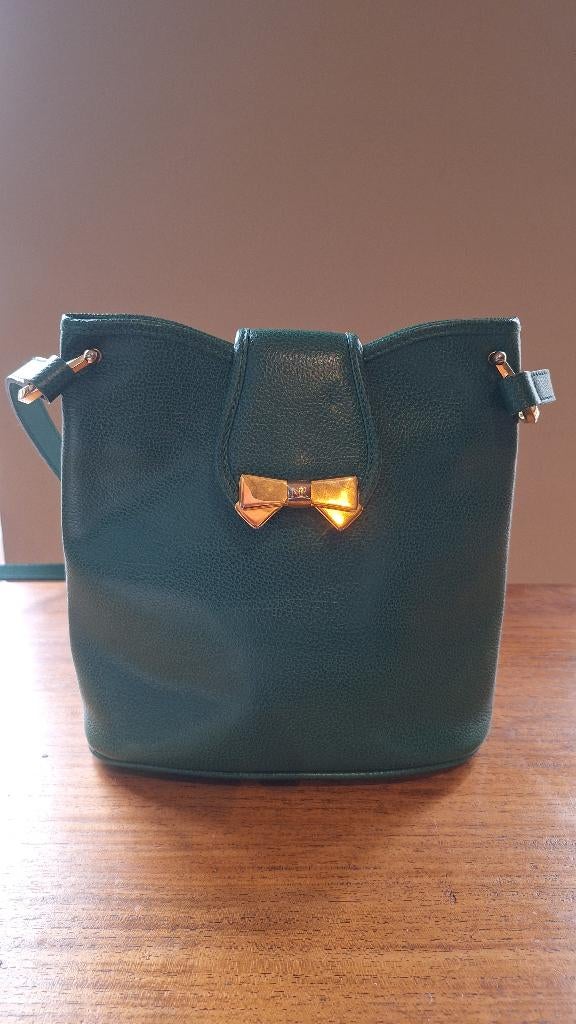 Handtas Nina Ricci groen met strikje als sluiting, Handtassen en Accessoires, Tassen | Damestassen, Ophalen of Verzenden, Zo goed als nieuw