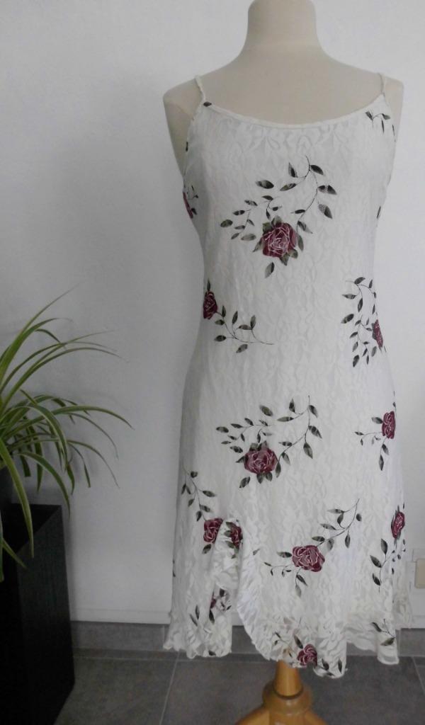 ROBE  en Dentelle Blanche  Taille 38/40, Taille 38/40 (M), Enlèvement ou Envoi, Comme neuf, Longueur genou