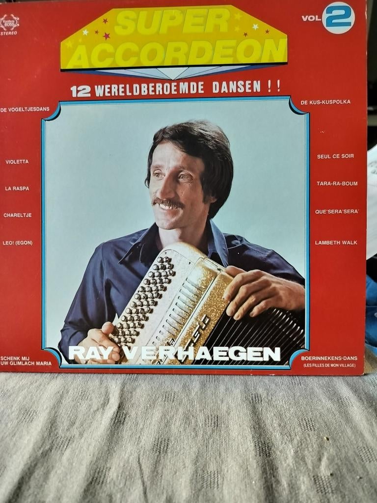 Très bon album Ray Verhaegen accordéon 12 danses de renommée, CD & DVD, Vinyles | Autres Vinyles, Enlèvement ou Envoi, Utilisé