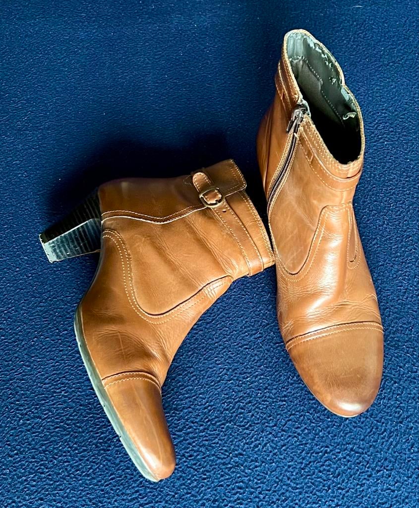Bottines en cuir, Enlèvement ou Envoi, Brun, Boots et Botinnes, Porté