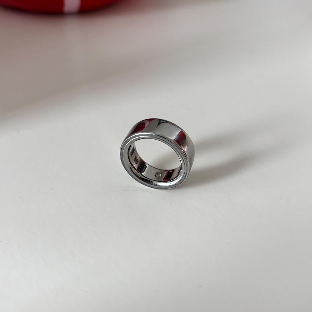 Oura Ring 4 - maat 6 (excl. oplader), Enlèvement ou Envoi, Utilisé, Autres marques
