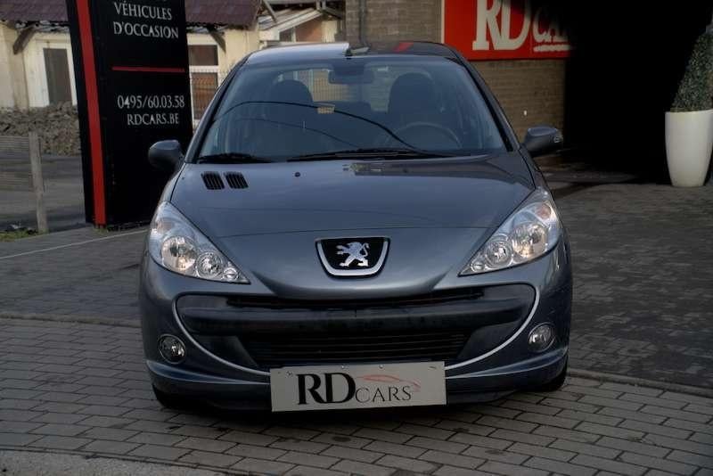 PEUGEOT 206+ AIRCO * 46000KM*GARANTIE 12 MOIS, Auto's, Voorwielaandrijving, Euro 5, Stof, 4 cilinders