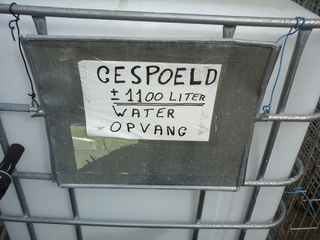 ibc container op hout of galva met afloopstuk, Ophalen