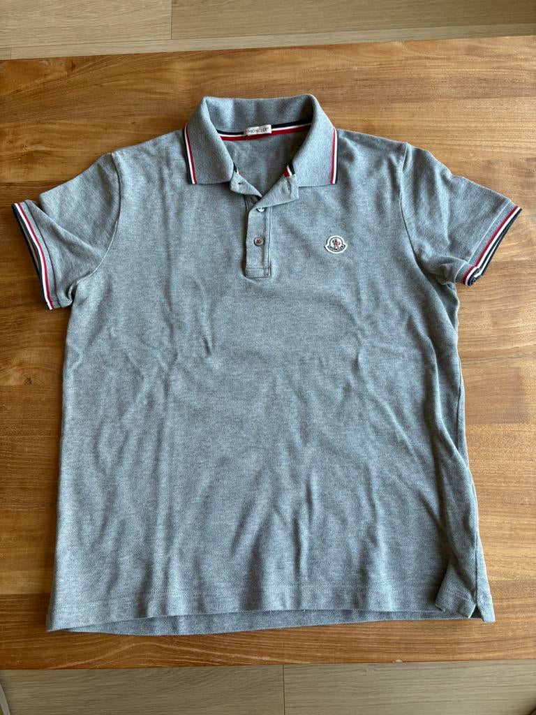 Polo Moncler maat M, Moncler, Maat 48/50 (M), Ophalen of Verzenden, Grijs