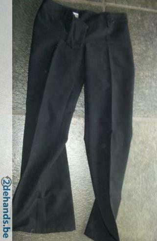 pantalon noir taille 38 et taille 40, Vêtements | Femmes, Culottes & Pantalons, Porté, Taille 38/40 (M), Noir, Longs, Enlèvement ou Envoi