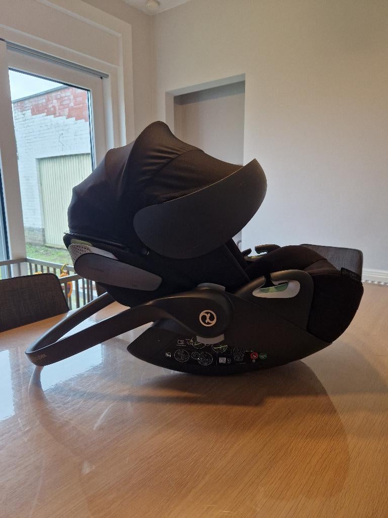 Siège auto Cybex +  1 Base isofix. État Neuf, 0 t/m 18 kg, Nieuw, Isofix, Ophalen