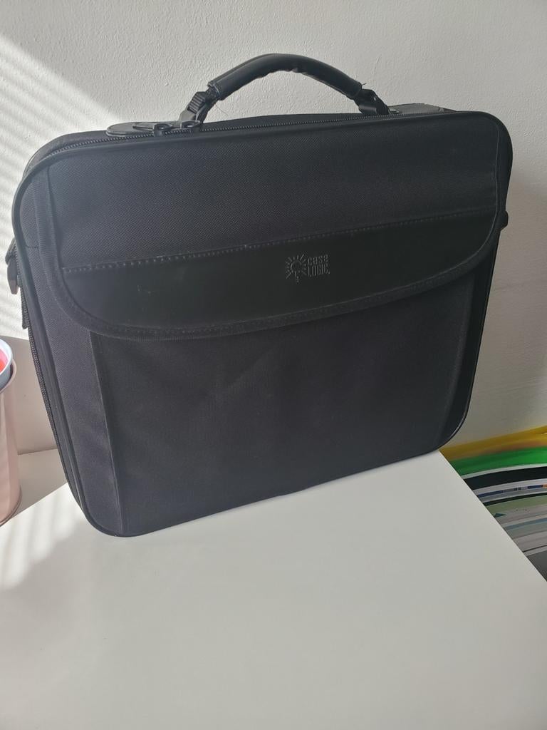 Laptoptas Case Logic, Computers en Software, Laptoptassen, Ophalen, 16 inch, Zo goed als nieuw, Aktetas
