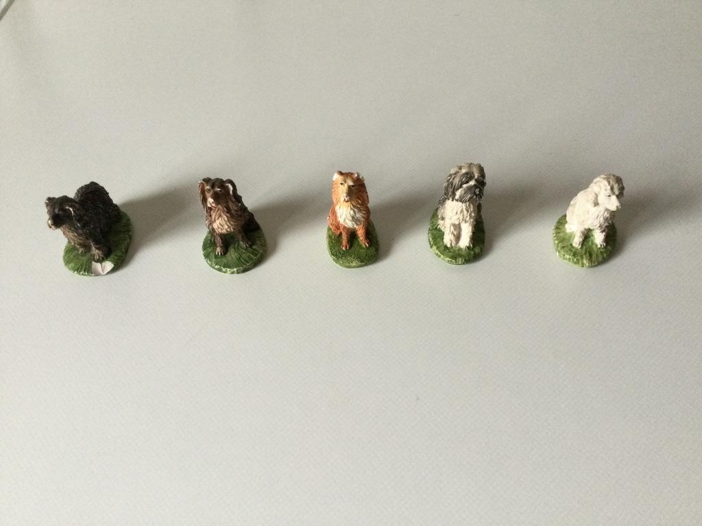 Verschillende beeldjes van honden uit pleister, Ophalen of Verzenden