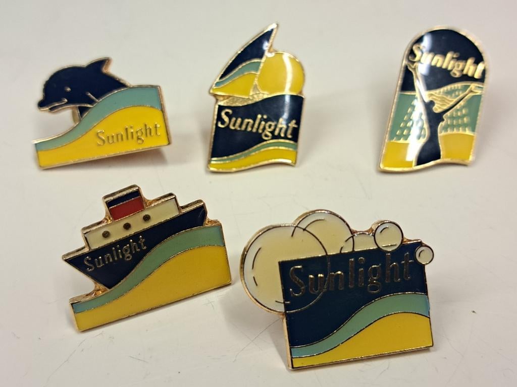 5 épingles Sunlight, prix pour les 5, Collections, Enlèvement ou Envoi, Comme neuf, Marque, Insigne ou Pin's