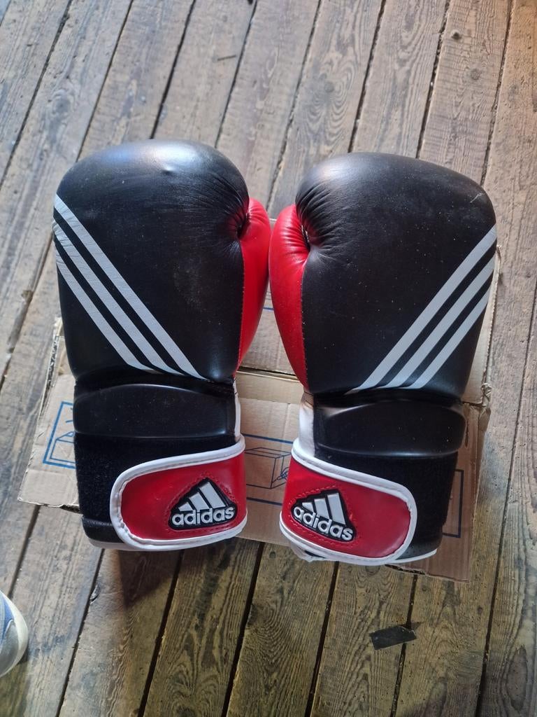 Gand de boxe, Enlèvement ou Envoi