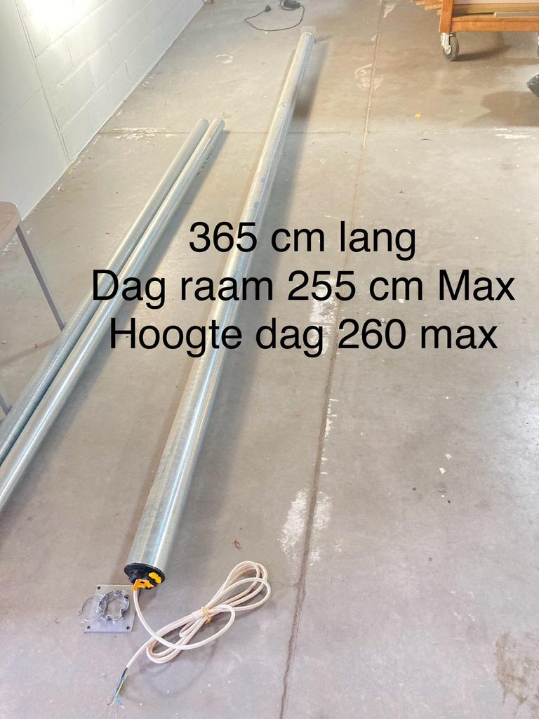 Arbre et moteur pour volet, 200 cm ou plus, Gris, Fonctionnement électrique, 8870 Izegem