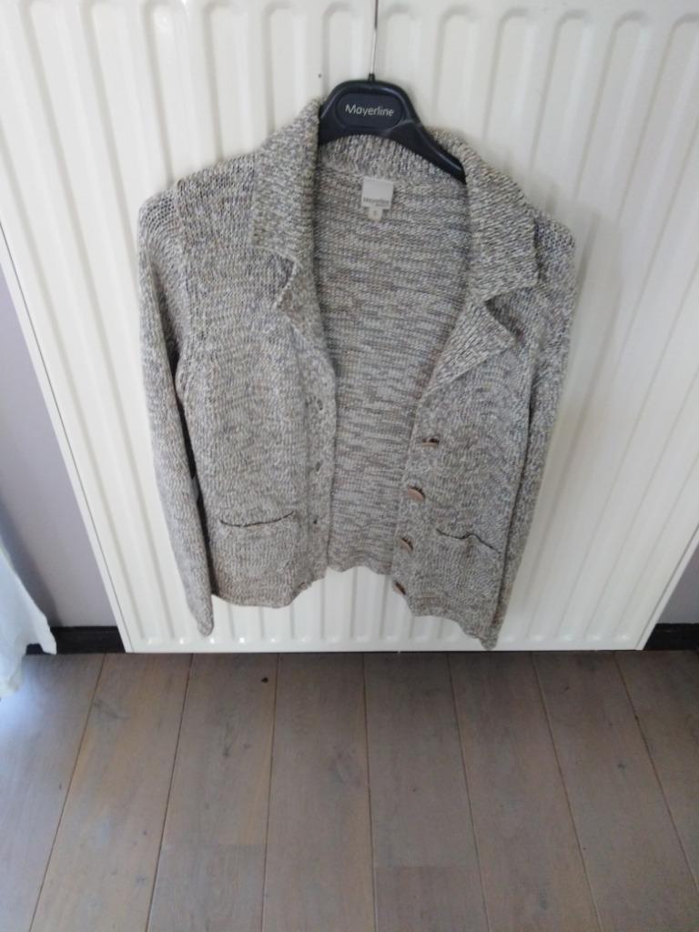 Mayerline trui met knopen - Cardigan small nieuwstaat, Ophalen of Verzenden