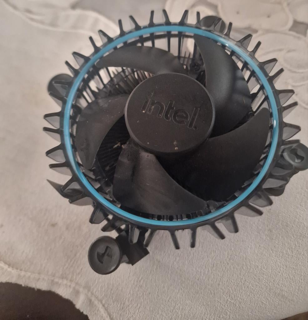 Intel CPU Cooler, Computers en Software, Computerkoelers, Ophalen of Verzenden