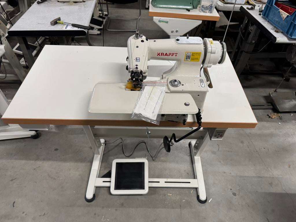 Industriele blindzoom naaimachine kraft 101d nieuw 220v, Hobby en Vrije tijd, Naaimachines en Toebehoren, Overige merken, Nieuw