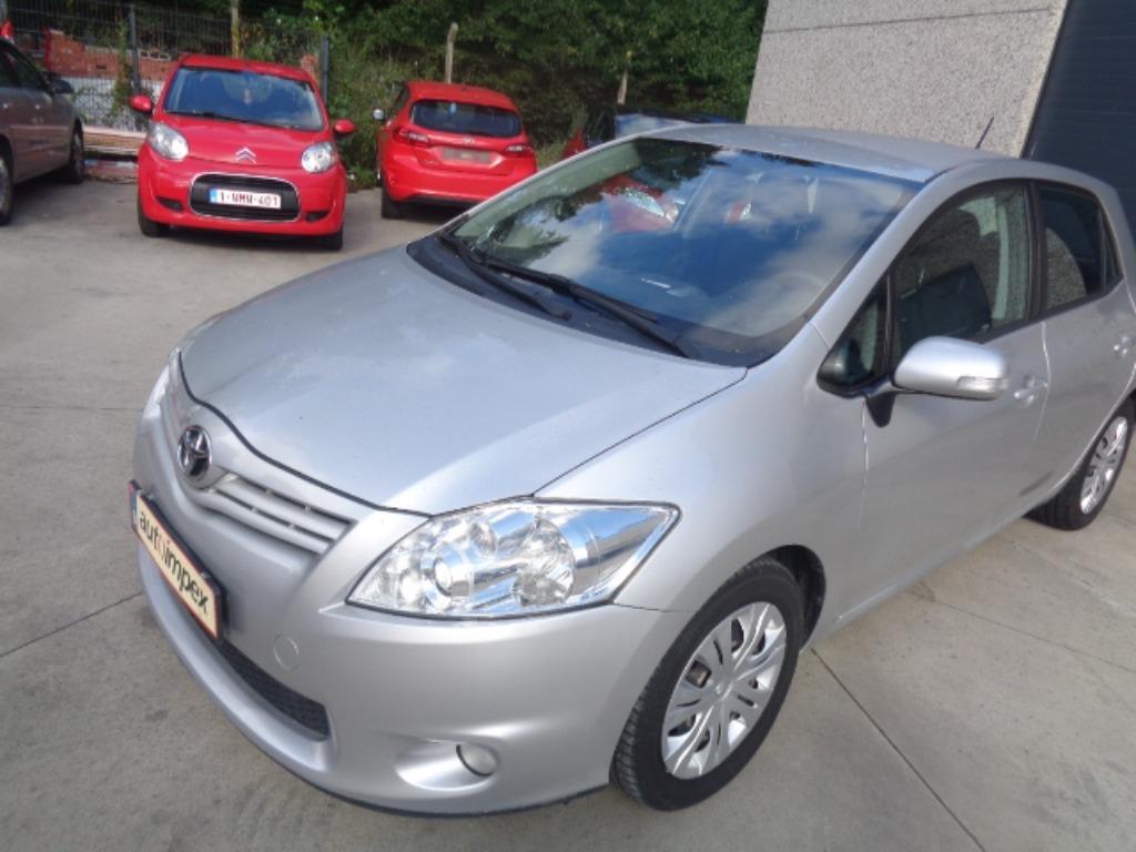 TOYOTA AURIS 5P 1300 CC BENZINE 6VIT 10/2012 90000KM, Auto's, Voorwielaandrijving, Euro 5, Stof, Zwart