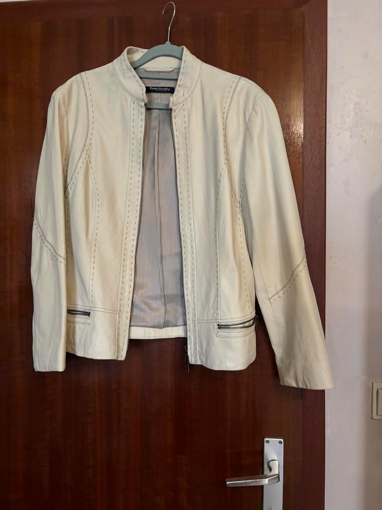 Prachtig nappa lederen jasje in beige, Taille 38/40 (M), Enlèvement ou Envoi, Beige, Betty Barclay
