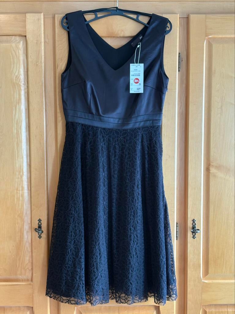 Robe de bal noire de la marque JBC (36)., Neuf, Robe de gala, Enlèvement, Noir