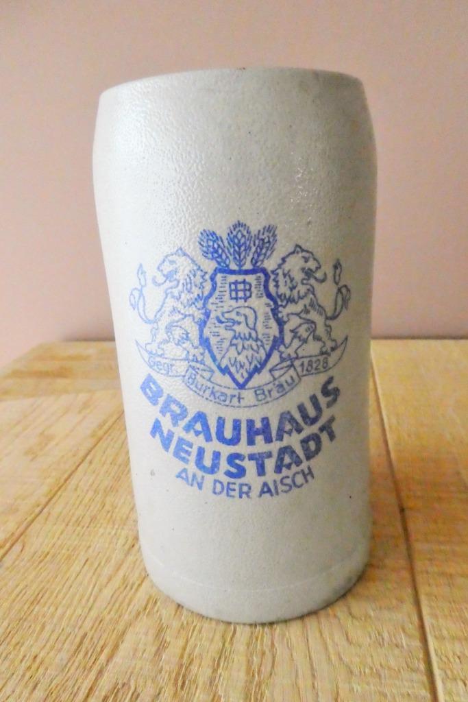Chope à Bière Bavaroise ''Brauhaus Neustadt'' 1L./ H.18,5 cm, Antiquités & Art, Enlèvement