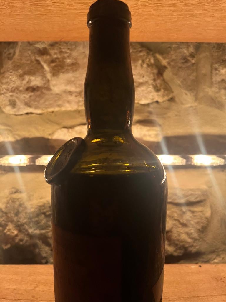 Vin dans toute les catégories, Enlèvement