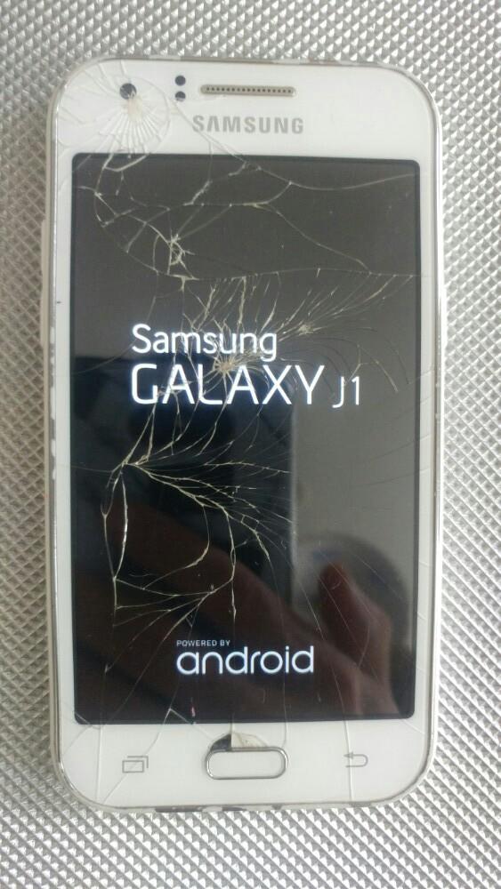 Gsm Smartphone telefoon Samsung galaxy J1, Télécoms, Enlèvement ou Envoi, Utilisé