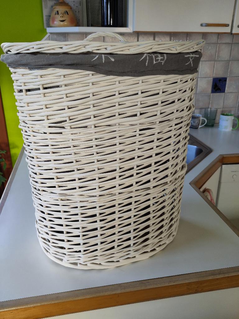 Manne à linge en osier, Enlèvement, Comme neuf, Blanc