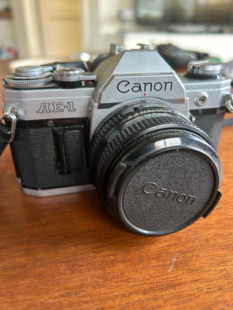 canon AE1, Audio, Tv en Foto, Fotocamera's Analoog, Ophalen, Gebruikt, Canon