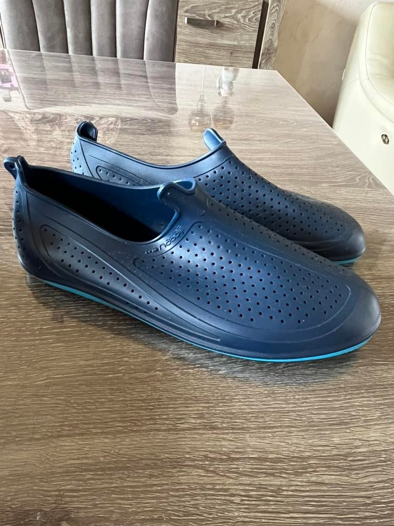 Waterschoenen 2 paar, Ophalen, Gebruikt, Dame of Heer, Zeil- of Surfschoenen