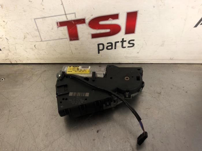 Moteur toit ouvrant d'un Volkswagen Touareg, Autos : Pièces & Accessoires, Volkswagen, -, 3 mois de garantie, Utilisé
