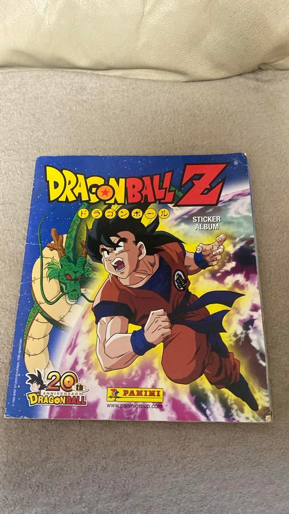 Ancien album Dragon Ball Z excellent état, Utilisé