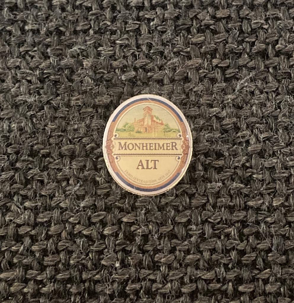 PIN - MONHEIMER ALT - BIER - BIÈRE - BEER, Envoi, Utilisé, Marque, Insigne ou Pin's
