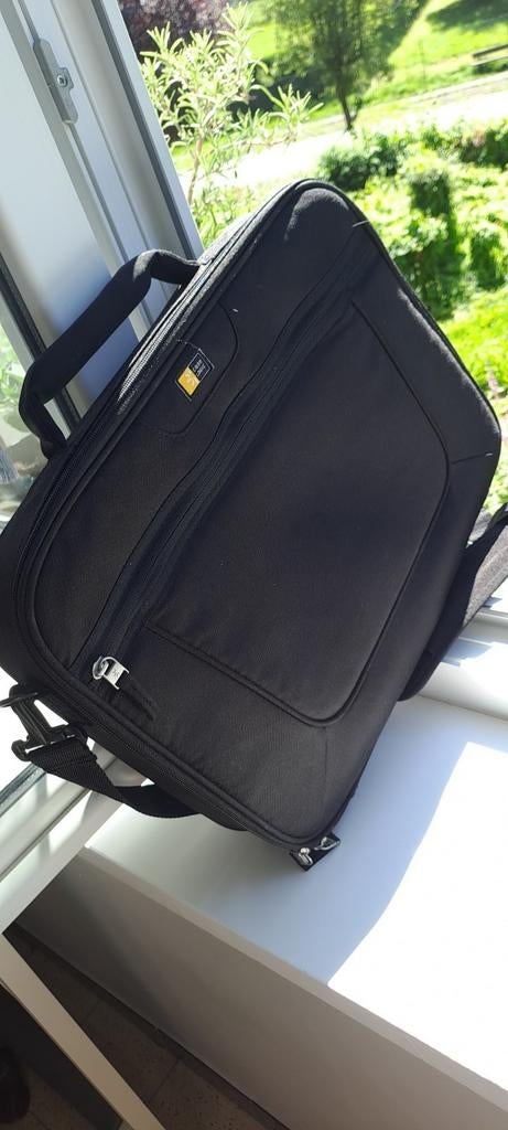 Sacoche Case Logic ordi portable/Article vendu ✅️, Informatique & Logiciels, Sacoches d'ordinateur portable, Comme neuf, Enlèvement