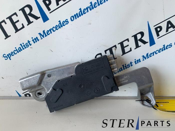 Antenne amplificateur d'un Mercedes E-Klasse, Enlèvement ou Envoi, 3 mois de garantie, Utilisé, Mercedes-Benz
