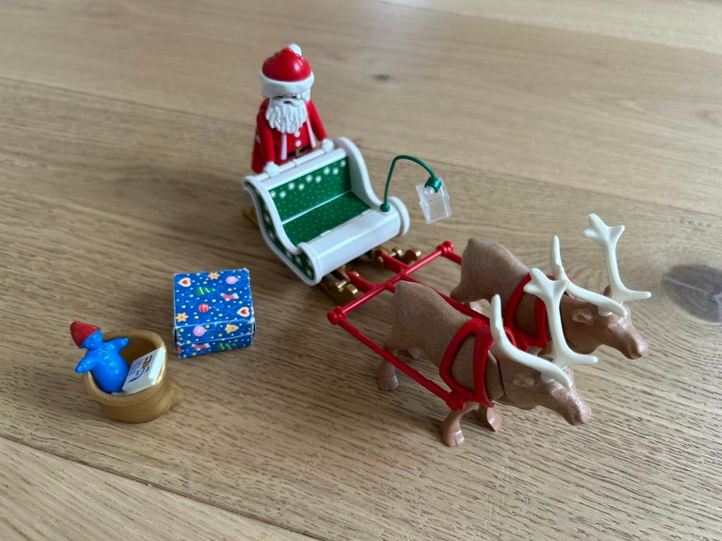 Playmobil 9496 kerstslee met rendieren en kerstman, Kinderen en Baby's, Speelgoed | Playmobil, Ophalen of Verzenden, Zo goed als nieuw