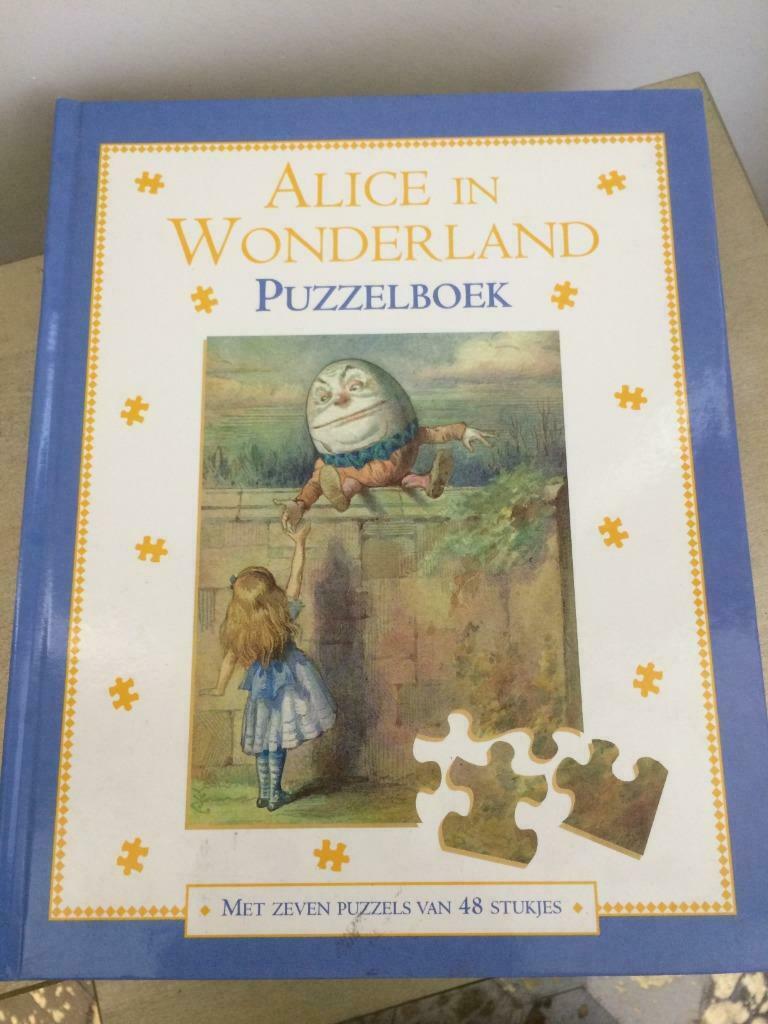 Alice in wonderland puzzelboek, Verzamelen, Disney, Ophalen, Overige figuren, Zo goed als nieuw, Overige typen