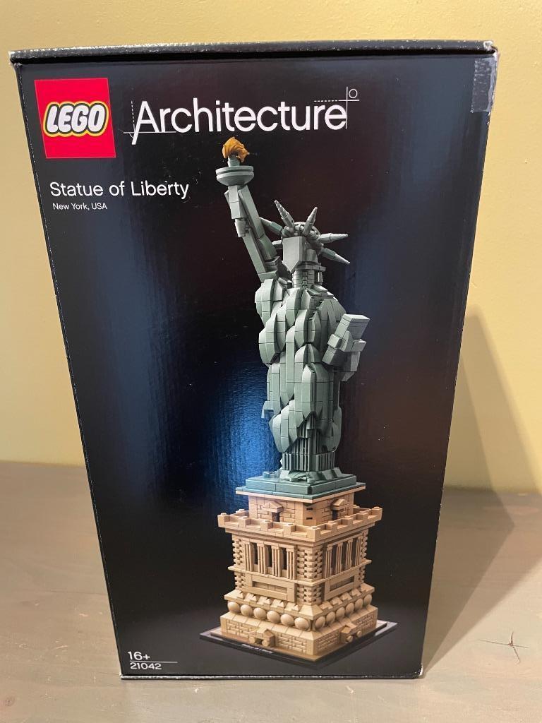 Lego 21042 Vrijheidsbeeld, Kinderen en Baby's, Speelgoed | Duplo en Lego, Ophalen, Zo goed als nieuw, Complete set, Lego