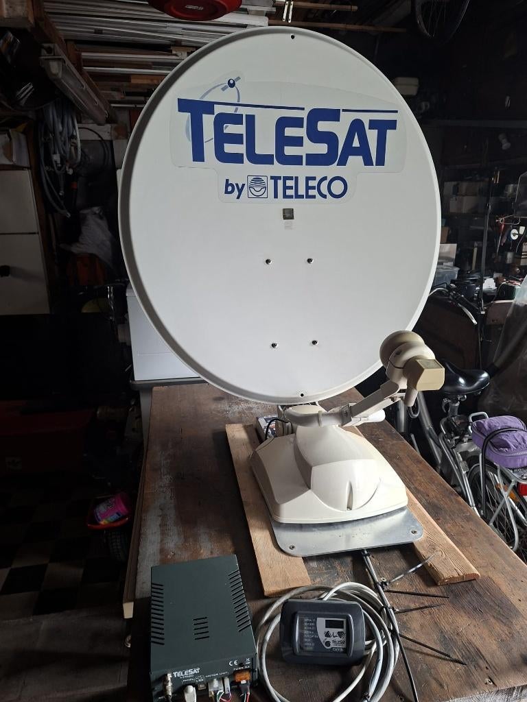 antenne parabolique, Enlèvement, Utilisé, Antenne (parabolique)