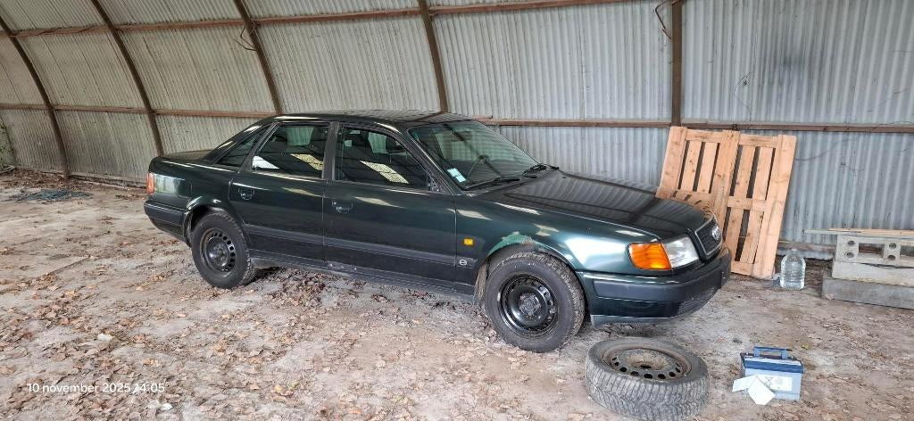 Audi 100 van 1992 met slechts 162.000 kms, Auto's, Audi, Voorwielaandrijving, 4 deurs, Stof, Open dak