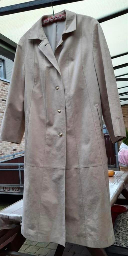 Vintage beige damesmantel, Kleding | Dames, Ophalen of Verzenden, Zo goed als nieuw, Maat 42/44 (L), Beige