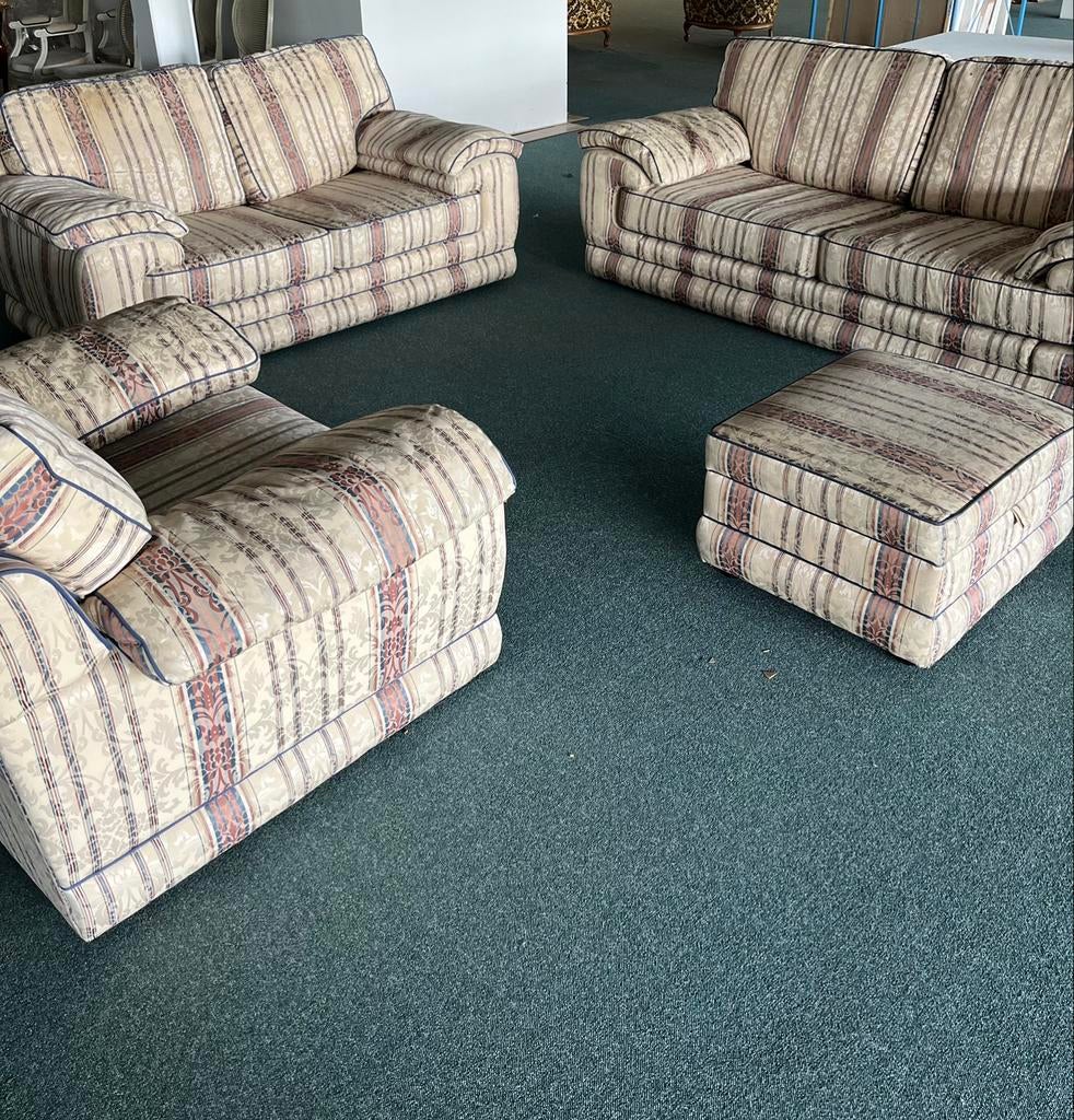 3/2/1 Lounge in Bughingam-stijl, Ophalen, Zo goed als nieuw, Stof