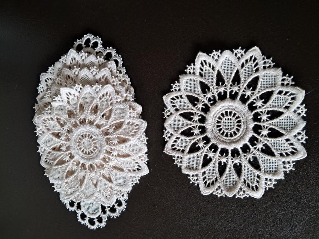 Oud kanten lapje, applicatie kant, Ophalen of Verzenden