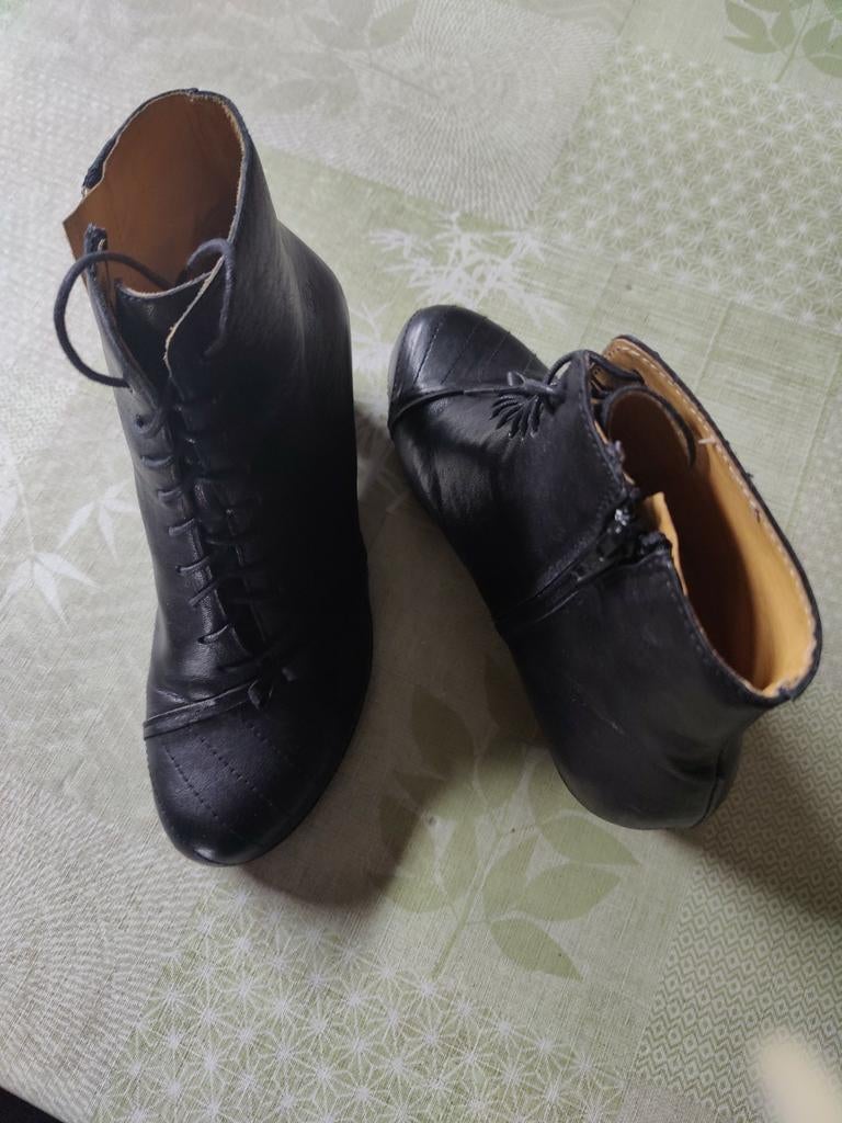 Korte boots., Comme neuf, Enlèvement, Brako, Noir