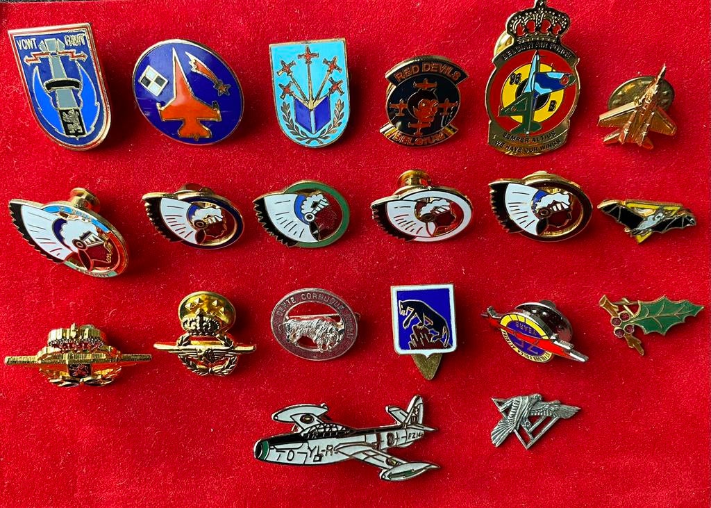 Différents Pin's de La Force aérienne Belge, Enlèvement ou Envoi, Comme neuf, Écusson, Insigne ou Logo