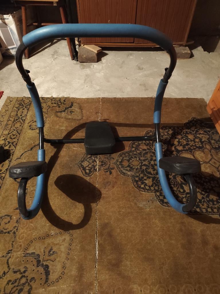 Toestel om buikspieren te trainen, Sport en Fitness, Fitnessmaterialen, Ophalen, Gebruikt, Buik