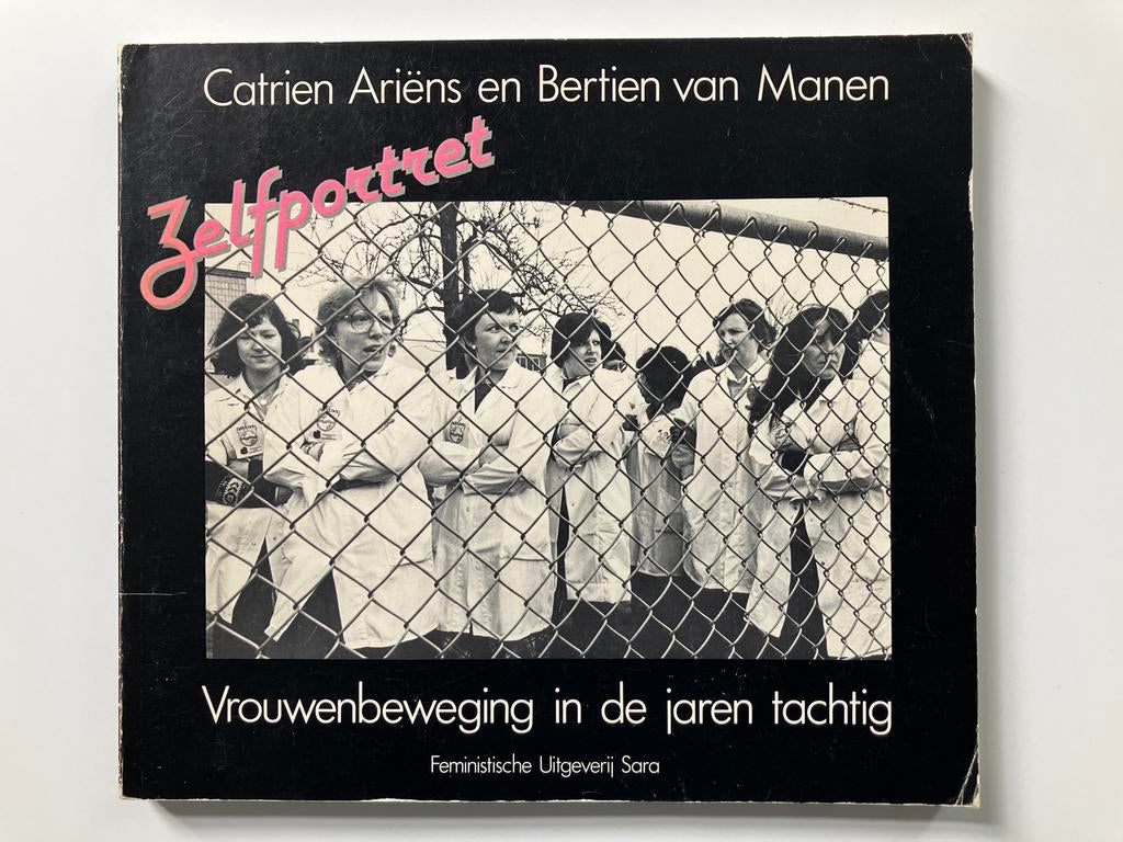 Zelfportret, vrouwenbeweging in de jaren tachtig, Enlèvement ou Envoi, Comme neuf